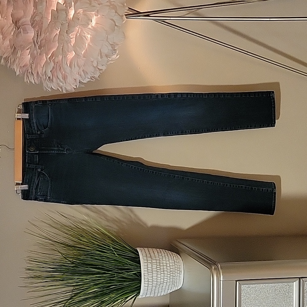 American Eagle 29x32 Jeans